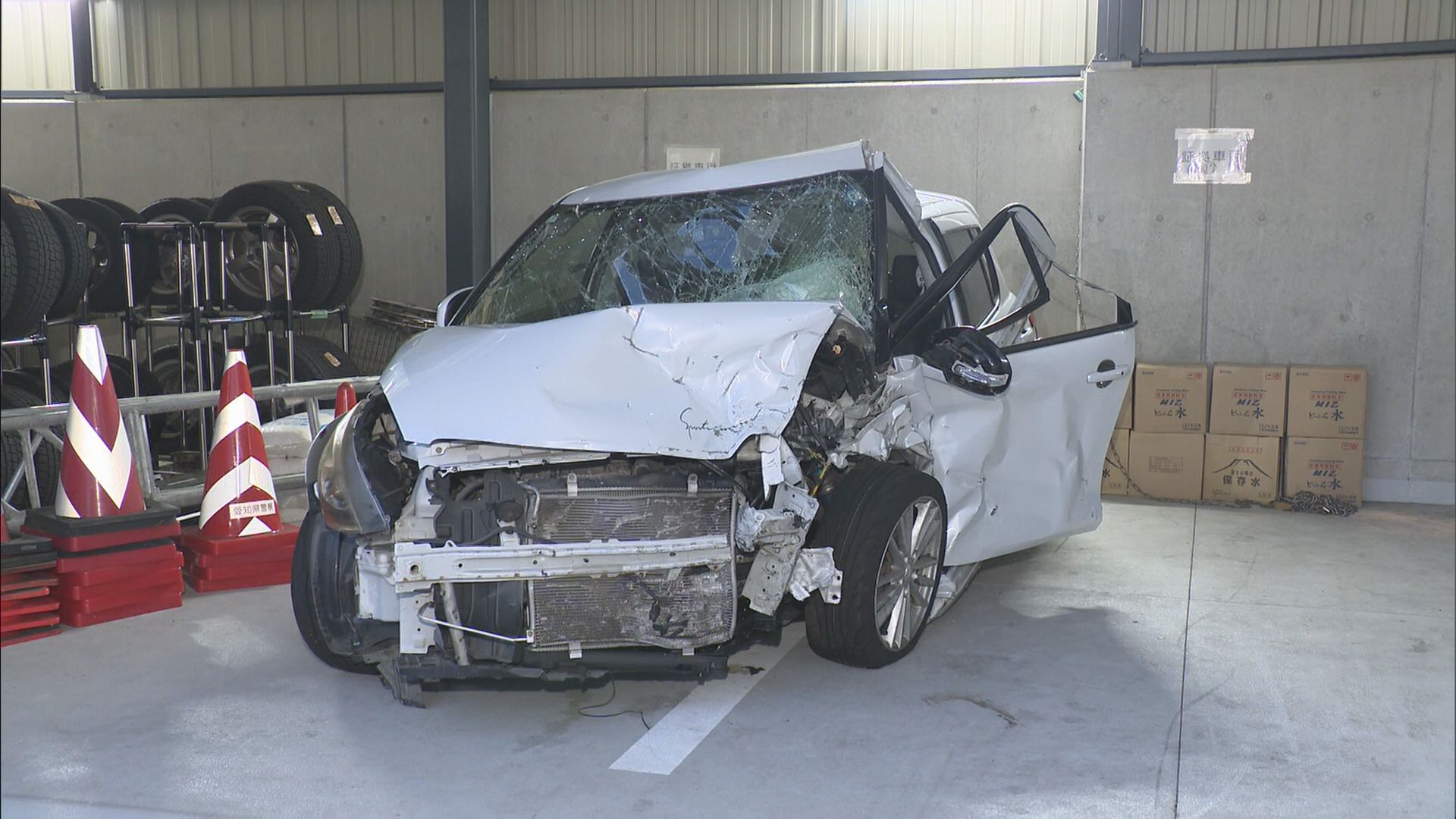 制限速度50キロ以上オーバーか 対向車の男性2人が重傷 愛知初の新基準適用で大学生逮捕 - Locipo（ロキポ） 無料テレビ動画・見逃し ...